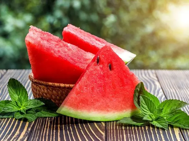 Karpuzda Hangi Vitaminler Var, Karpuzun Faydaları nelerdir